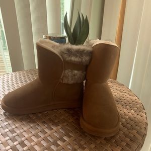 Woman’s BearPaw boots.
